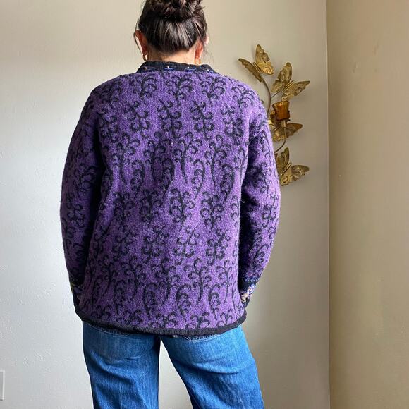 icelandic design wool cardigan - Picture 4 of 5